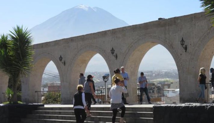 OPORTUNIDAD DE INVERSION,TERRENO YANAHUARA AREQUIPA 28000 m²