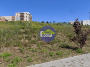 Terreno para andar moradia com 2 andares