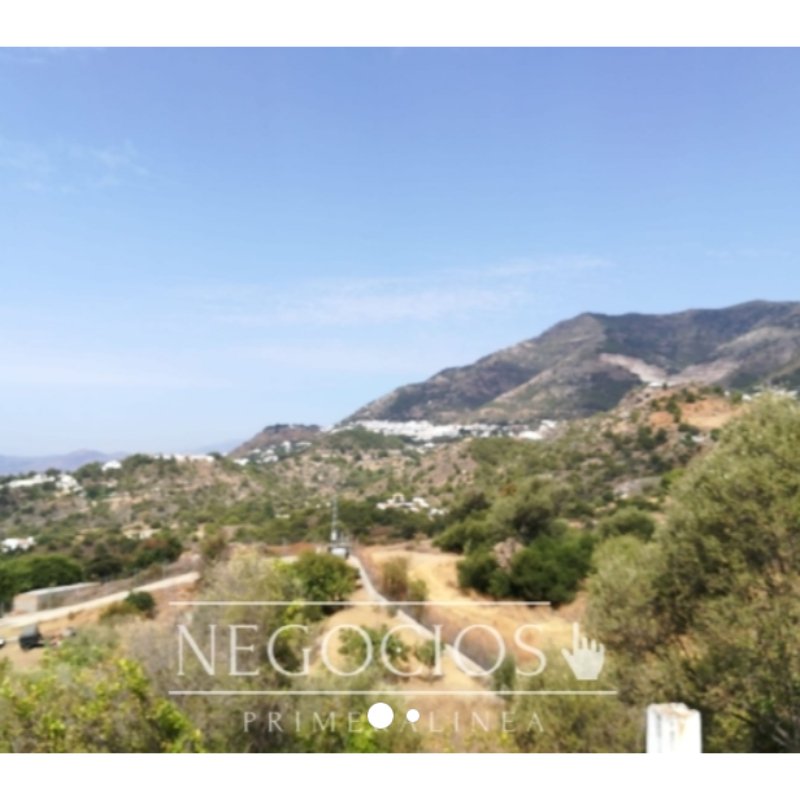 FINCA RURAL EN MIJAS