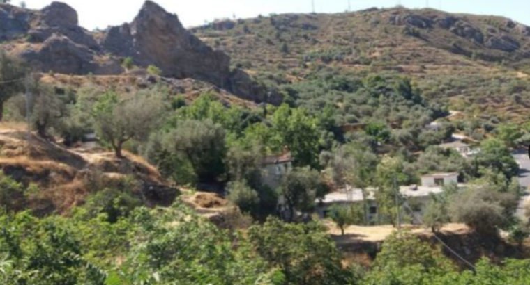 CASA RURAL EN VENTA EN LANJARON