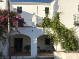 GRAN CASA RURAL CON PARCELA DE 1000 M