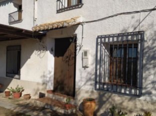 VIVIENDA CON ENCANTO EN SIERRA DEL SEGUR