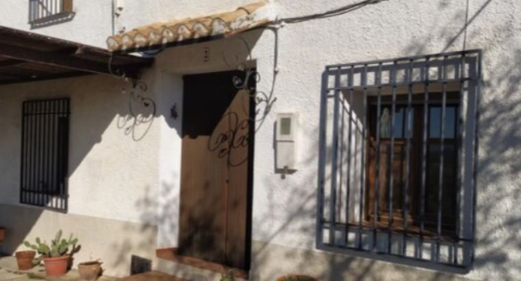 VIVIENDA CON ENCANTO EN SIERRA DEL SEGUR