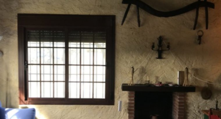 CHALET RURAL CON FINCA. SIERRA DE ARACENA