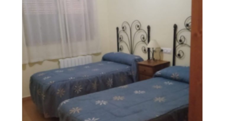 VENTA DE ESPECTACULAR CASA CAMPO – BULLAS