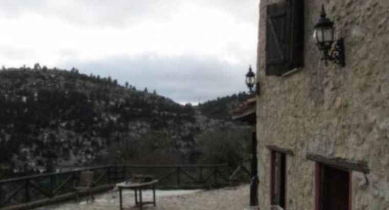 CASA EN LA POBLA DE BENIFASSÀ