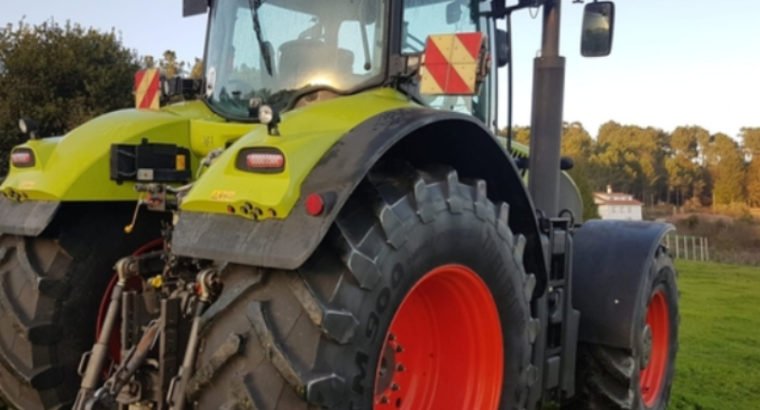 CLAAS AXION – 920CMATIC