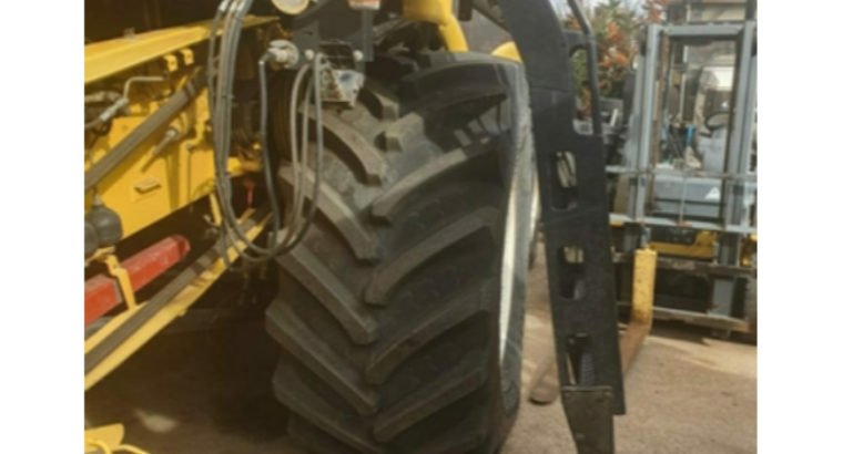 COSECHADORA NEW HOLLAND CS640