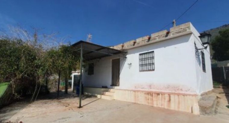 CASA RURAL EN VENTA EN VELEZ DE BENAUDAL