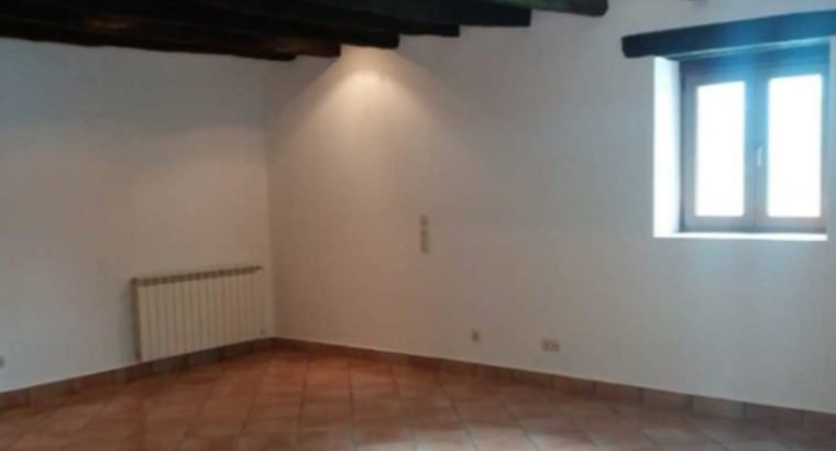 CASA EN LIZARTZA
