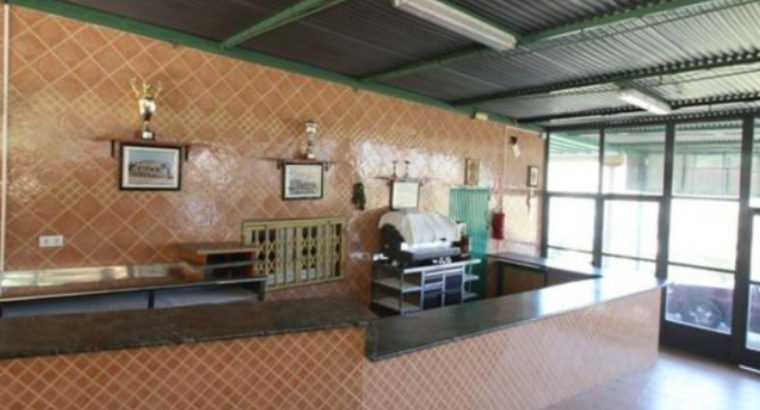 CASA CON TERRENO EN BERJA