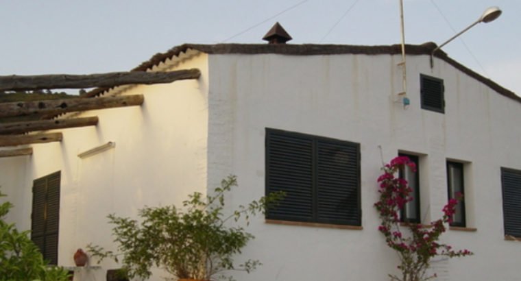CORTIJO EL TÍTULO