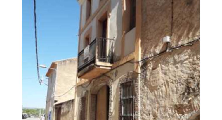 SE VENDE VIVIENDA EN SECUITA (LA)