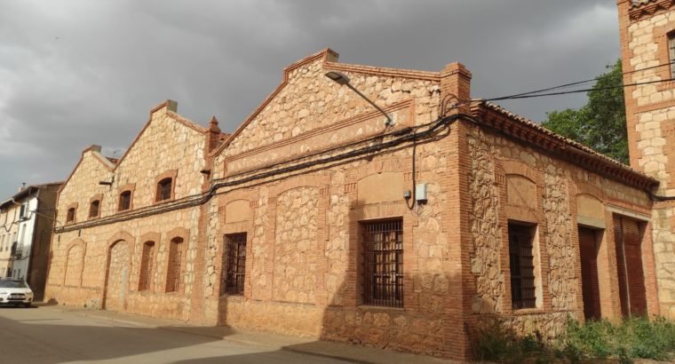 Edificio singular para proyectos en el mundo rural