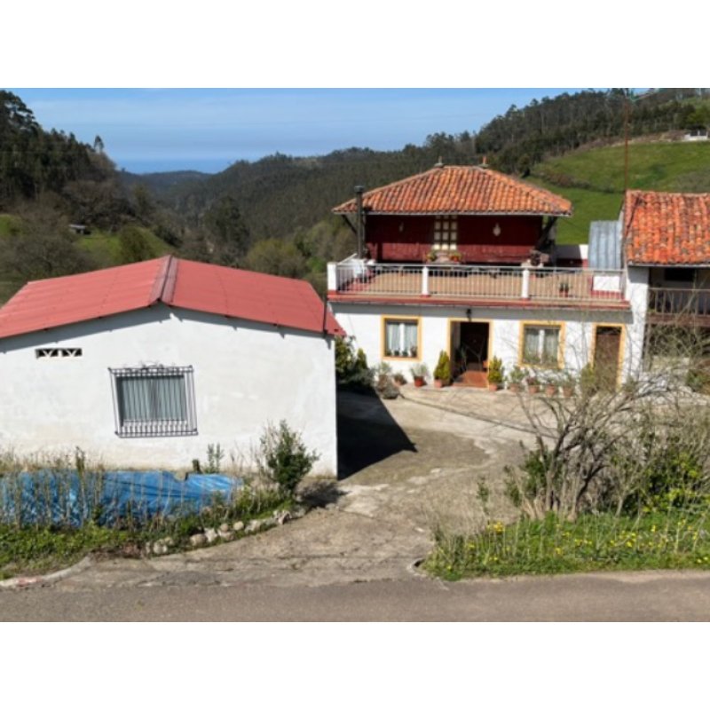 CASA EN ARGAÑOSA -ILLAS